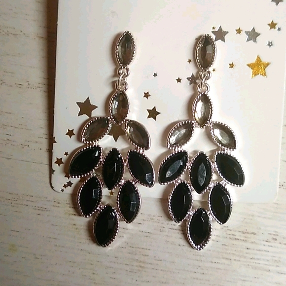 😻 3 For $15 Multi Stone Black & Silvery Dangles - Picture 2 of 3